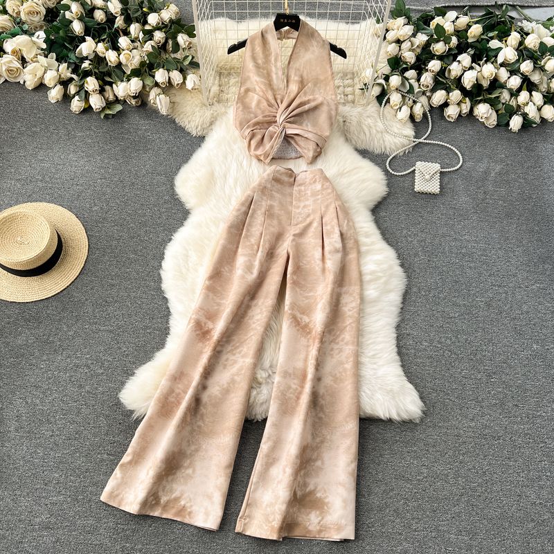 New Chinese Style National Style Suit Women s Pure Desire Fancy Sleeveless Halter Tops + High Waist Casual Loose Pants Two-piece Set Apricot Brown S
New Chinese Style National Style Suit Women s Pure Desire Fancy Sleeveless Halter Tops + High Waist Casual Loose Pants Two-piece Set Apricot Brown S