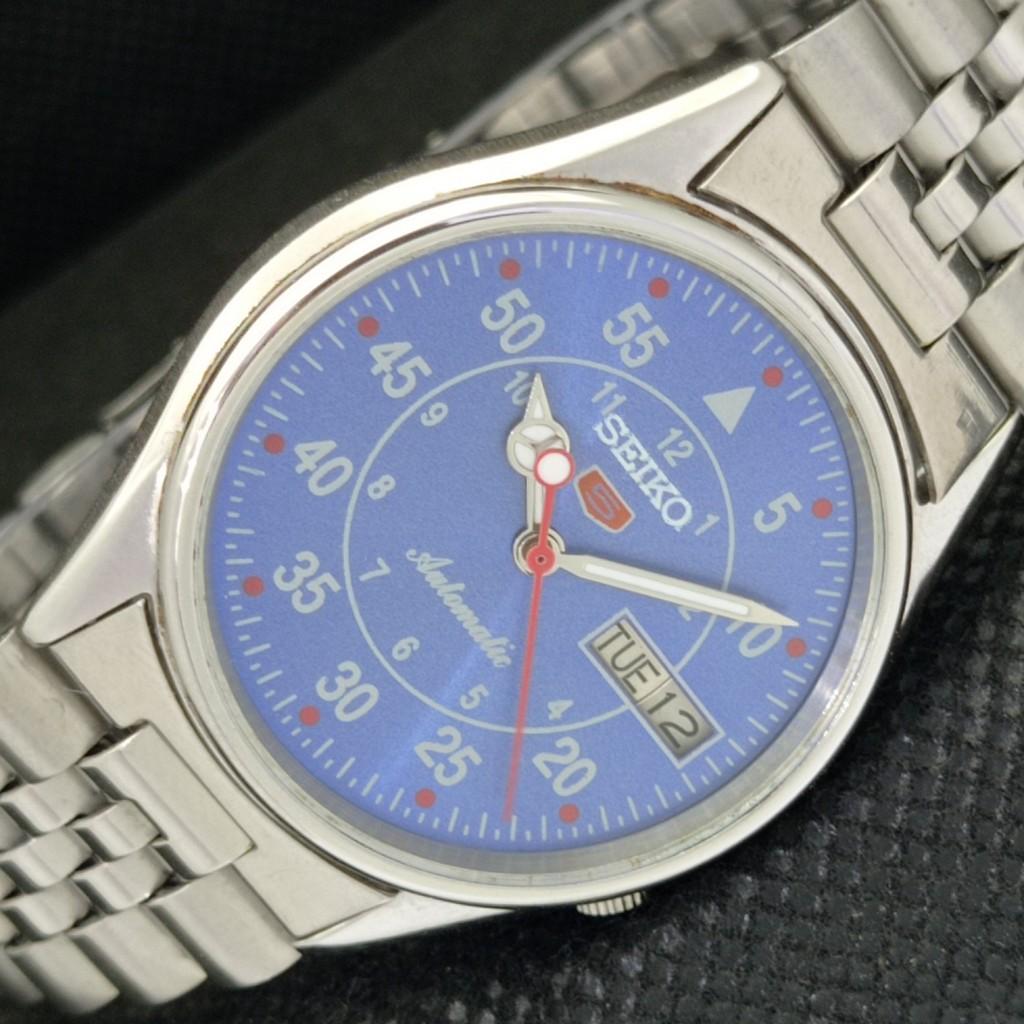 USED VINTAGE SEIKO 5 AUTOMATIC 7009A JAPAN MENS D/D BLUE WATCH 587f-a309618-9 SKU587f-a309618
USED VINTAGE SEIKO 5 AUTOMATIC 7009A JAPAN MENS D/D BLUE WATCH 587f-a309618-9 SKU587f-a309618