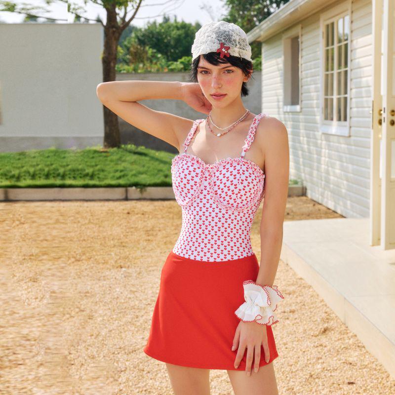 Европейский слитный купальник на бретелях с юбкой - Утягивающий, Отбеливающий, Собирающий для маленькой груди для отпуска на горячих источниках X-Large
Европейский слитный купальник на бретелях с юбкой - Утягивающий, Отбеливающий, Собирающий для маленькой груди для отпуска на горячих источниках X-Large