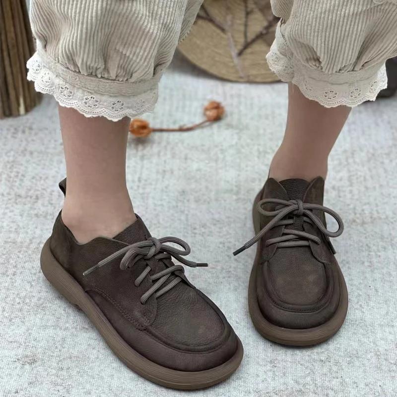 Мода 2024 года. Женские новые осенние туфли в стиле ретро с однотонной подошвой на плоской подошве. Удобные вулканизированные туфли для женщин. Повседневная обувь с перекрестной шнуровкой. Прогулки. Кроссовки. 39
Мода 2024 года. Женские новые осенние туфли в стиле ретро с однотонной подошвой на плоской подошве. Удобные вулканизированные туфли для женщин. Повседневная обувь с перекрестной шнуровкой. Прогулки. Кроссовки. 39