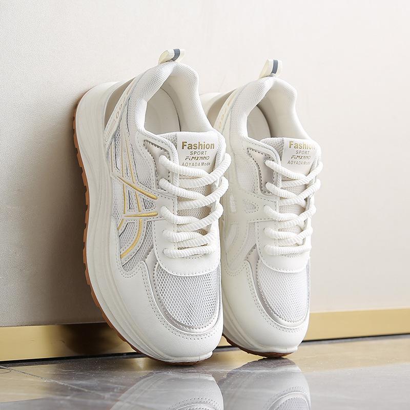 Летние кроссовки на толстой подошве 2025, универсальные, сетчатые, в стиле «папиных кроссовок», женские, легкие, дышащие и тонкие, спортивные, модные, повседневные женские туфли 40
Летние кроссовки на толстой подошве 2025, универсальные, сетчатые, в стиле «папиных кроссовок», женские, легкие, дышащие и тонкие, спортивные, модные, повседневные женские туфли 40