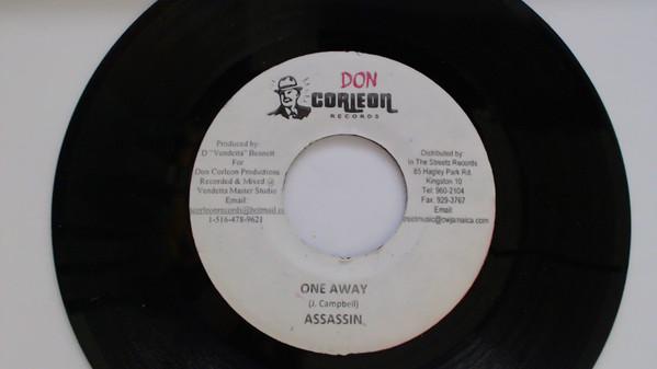 7inch Record ASSASSIN / WASP - One Away / A No Man NONE Don Corleon Rec Jamaica Reggae, Ska & Dub Used
7inch Record ASSASSIN / WASP - One Away / A No Man NONE Don Corleon Rec Jamaica Reggae, Ska & Dub Used