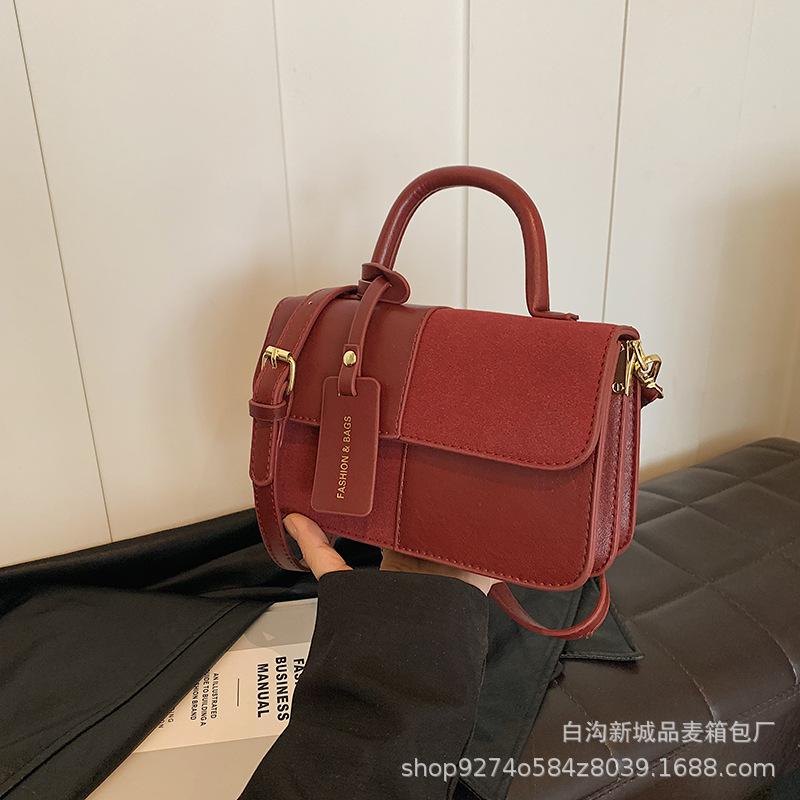 Source Factory Popular Bag Women s 2025 New Handbag Premium Commuter Shoulder Small Square Bag червоний
Source Factory Popular Bag Women s 2025 New Handbag Premium Commuter Shoulder Small Square Bag червоний