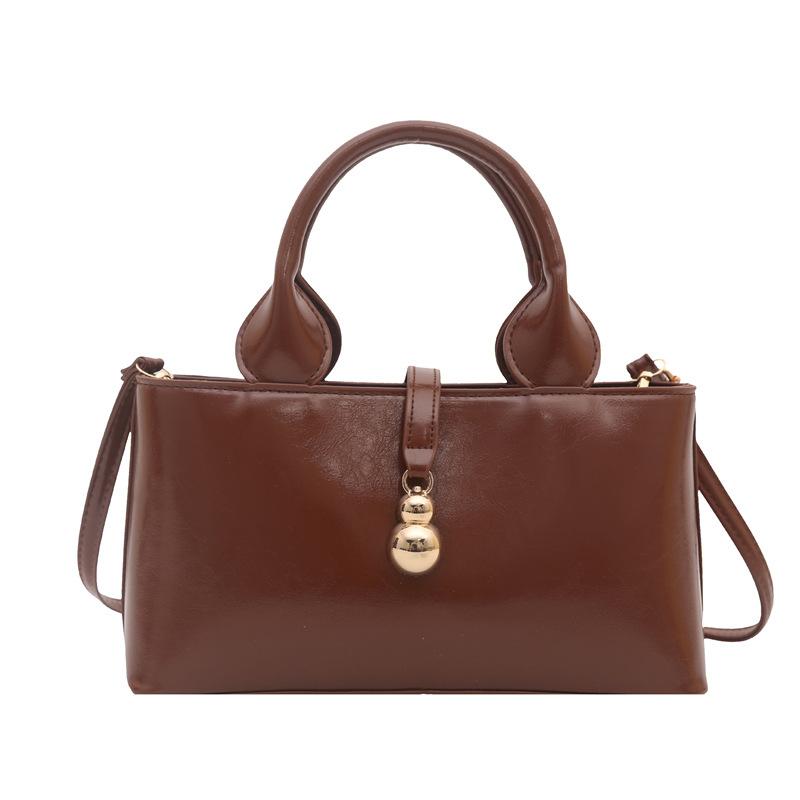 Large-capacity women s commuting new beautiful light luxury retro solid color soft surface simple casual shoulder armpit bag світло-коричневого кольору
Large-capacity women s commuting new beautiful light luxury retro solid color soft surface simple casual shoulder armpit bag світло-коричневого кольору