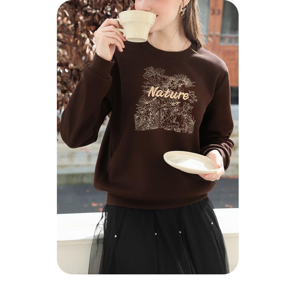 I BELIEVE YOU Woman Casual Sweatshirt 2025 Winter Retro Brown Letters Embroidered Round Neck Top Warm XL
I BELIEVE YOU Woman Casual Sweatshirt 2025 Winter Retro Brown Letters Embroidered Round Neck Top Warm XL