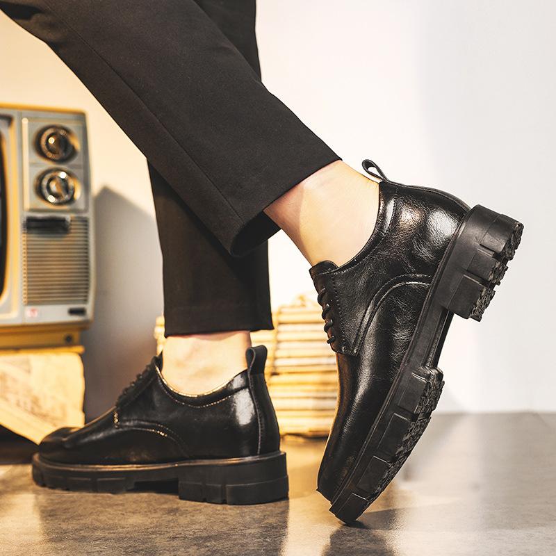 New business dress leather shoes casual soft leather style Martin trendy shoes black fashion versatile inner height increase men s shoes 44 чорний
New business dress leather shoes casual soft leather style Martin trendy shoes black fashion versatile inner height increase men s shoes 44 чорний