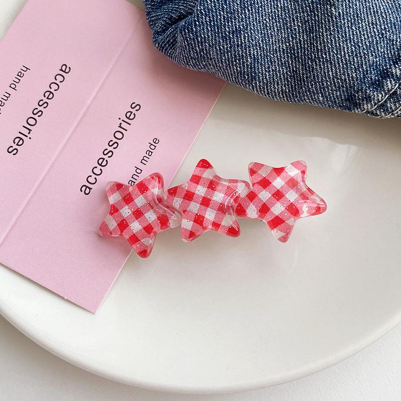 Sweet Heart Star Plaid Hair Clip for Women & Babies - Duckbill Style
Sweet Heart Star Plaid Hair Clip for Women & Babies - Duckbill Style