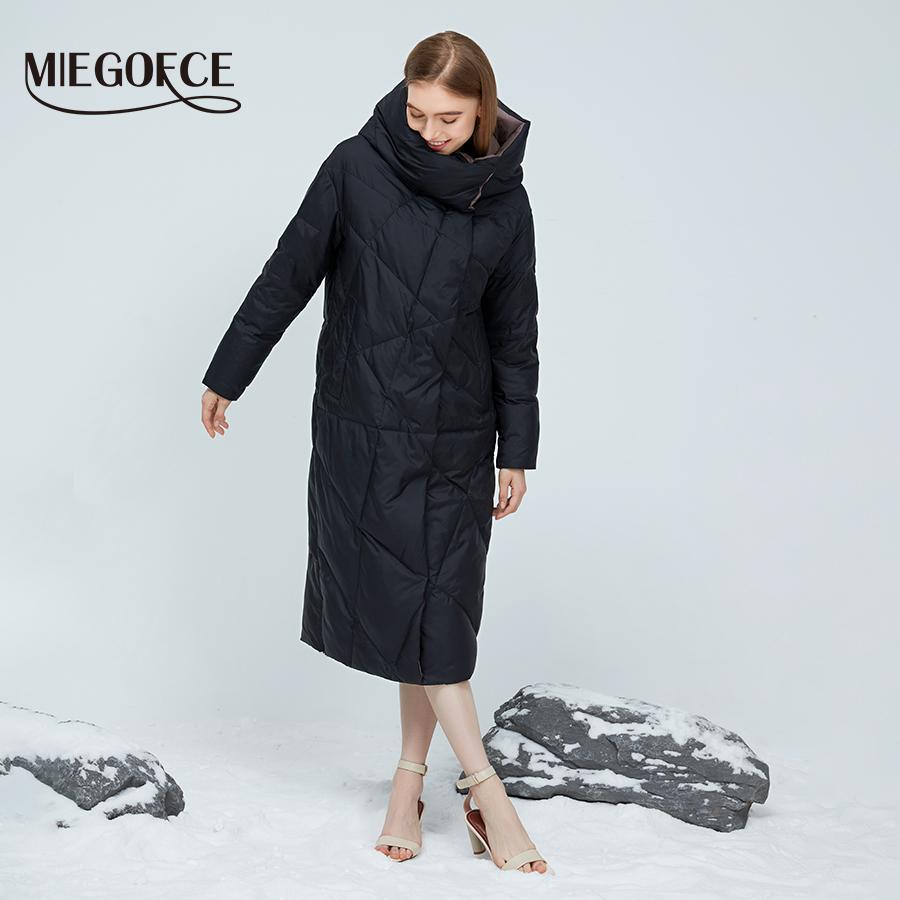 MIEGOFCE зимняя куртка женская с длинным воротником-стойкой с капюшоном хлопковое пальто защита от холода ветрозащитная женская парка
MIEGOFCE зимняя куртка женская с длинным воротником-стойкой с капюшоном хлопковое пальто защита от холода ветрозащитная женская парка