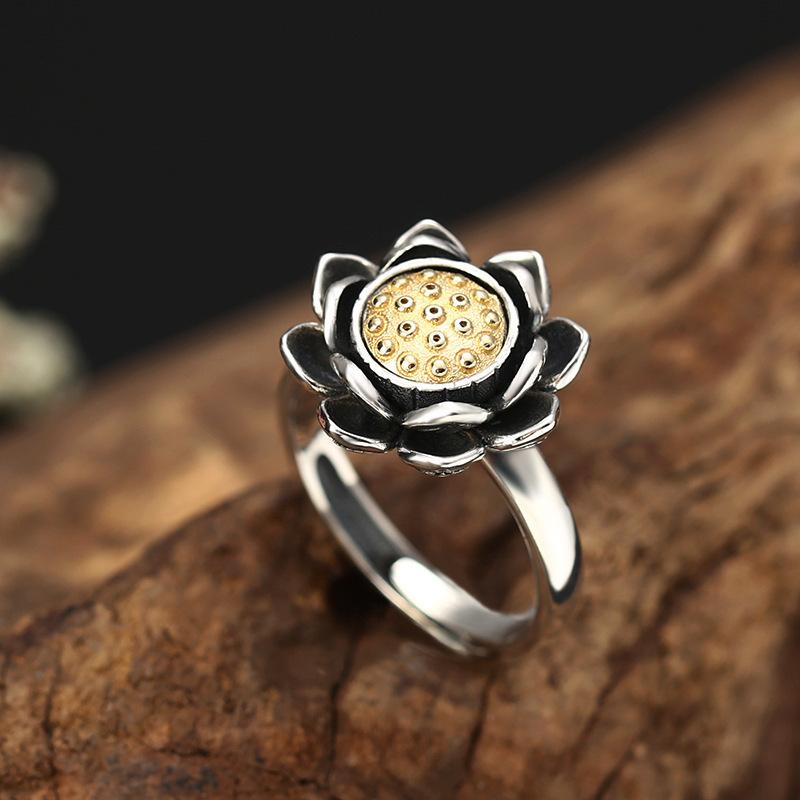 Серебряное кольцо S925, ювелирные изделия из стерлингового серебра 925 пробы, креативное универсальное нежное поворотное кольцо с лотосом, тайское серебряное кольцо для женщин с открытым указательным пальцем
Серебряное кольцо S925, ювелирные изделия из стерлингового серебра 925 пробы, креативное универсальное нежное поворотное кольцо с лотосом, тайское серебряное кольцо для женщин с открытым указательным пальцем