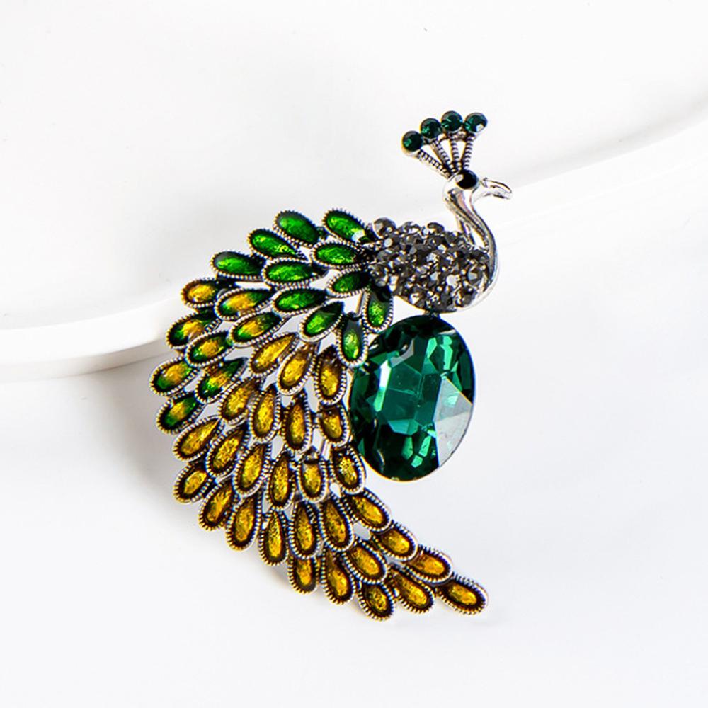 Fashionable pearl peacock zircon brooch, anti-exposure brooch for women, metal button to fix clothes, wedding party gift
Fashionable pearl peacock zircon brooch, anti-exposure brooch for women, metal button to fix clothes, wedding party gift