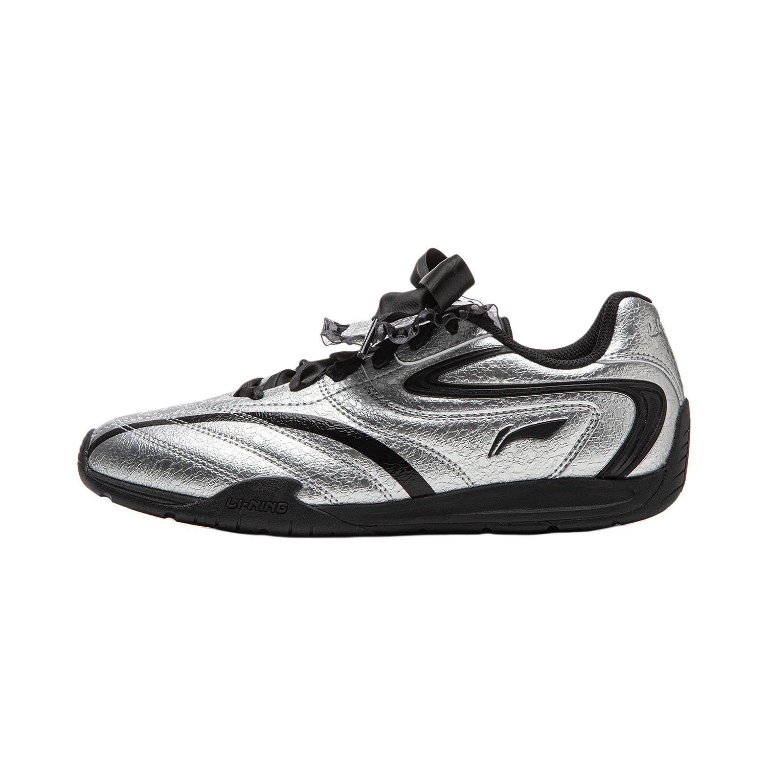 Li Ning Film Pulse Slip Resistant Lightweight Abrasion Resistant Low top Casual Shoes Women s Silver AGLV136-13 38
Li Ning Film Pulse Slip Resistant Lightweight Abrasion Resistant Low top Casual Shoes Women s Silver AGLV136-13 38