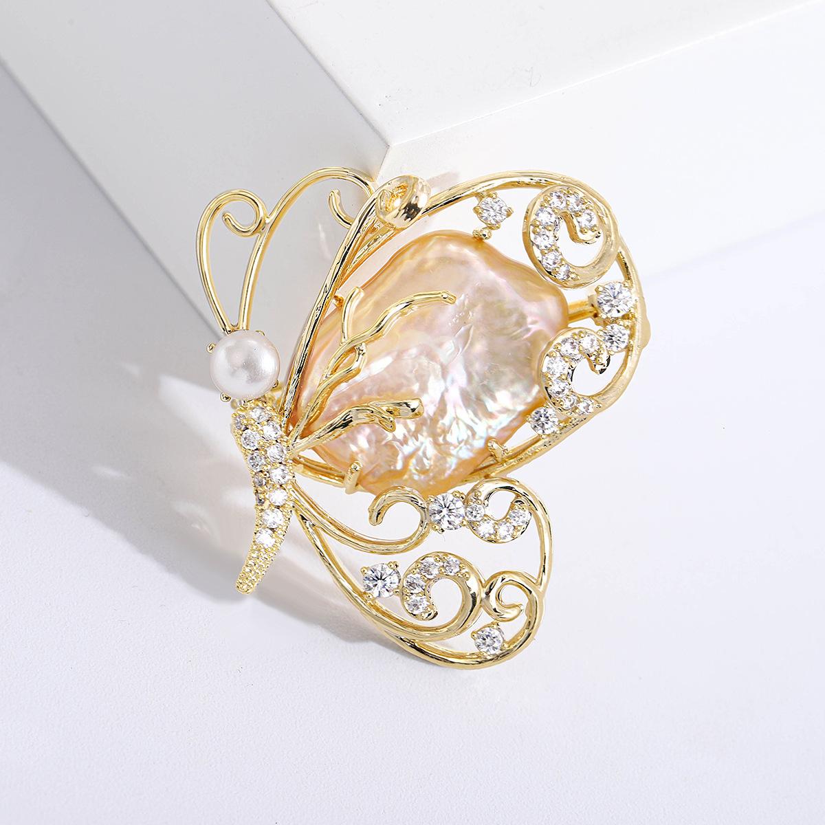 Новая легкая роскошная гальваническая булавка для груди с бабочкой и полой ракушкой с высококачественной и элегантной булавкой для костюма
Новая легкая роскошная гальваническая булавка для груди с бабочкой и полой ракушкой с высококачественной и элегантной булавкой для костюма
