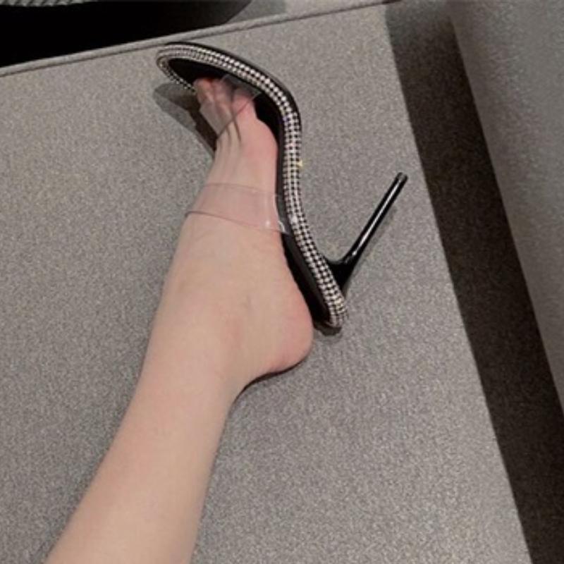 Модные хрустальные туфли-лодочки на среднем каблуке, женские тапочки, роскошная обувь с квадратным носком и неглубоким вырезом, летние модные туфли-лодочки 2025, шлепанцы, женские кроссовки 34 чёрный
Модные хрустальные туфли-лодочки на среднем каблуке, женские тапочки, роскошная обувь с квадратным носком и неглубоким вырезом, летние модные туфли-лодочки 2025, шлепанцы, женские кроссовки 34 чёрный