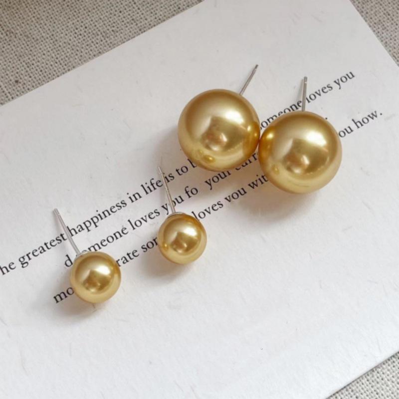 Gold Shijia Pearl Studs: Perfectly Round, High-End Sterling Silver Clip-On Earrings for Women. 8mm
Gold Shijia Pearl Studs: Perfectly Round, High-End Sterling Silver Clip-On Earrings for Women. 8mm
