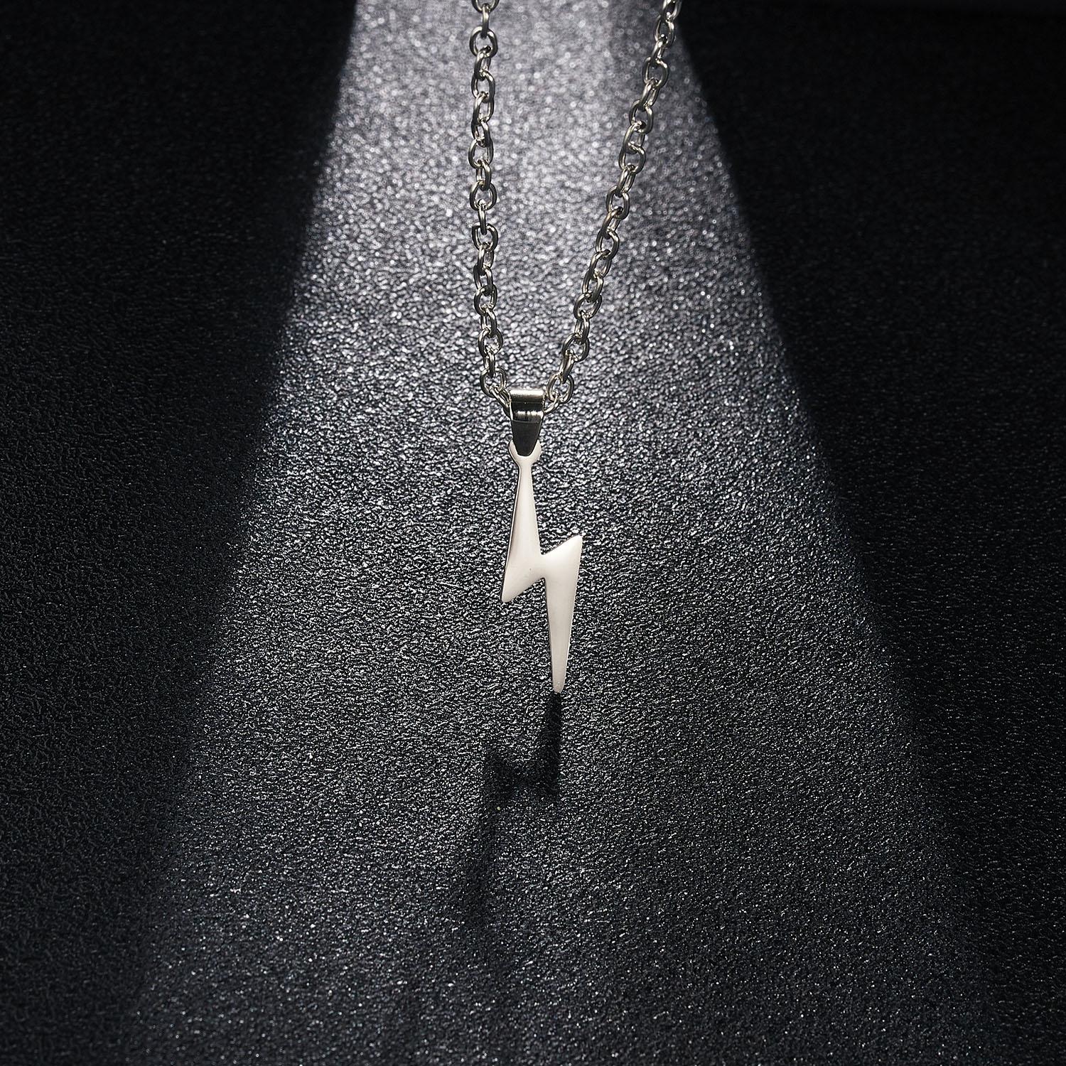 Rinhoo Men s Punk Dragon Flame Titanium Stainless Steel Cool leather chain Pendant Necklace Men s necklace
Rinhoo Men s Punk Dragon Flame Titanium Stainless Steel Cool leather chain Pendant Necklace Men s necklace
