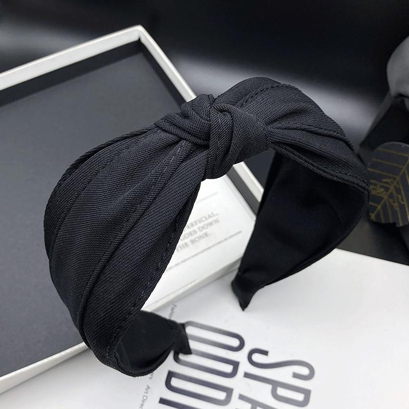 Women s Black High Skull Fabric Hair Clip Headband - New Solid Color Style, Wide Edge for Hair and Face Washing. чёрный
Women s Black High Skull Fabric Hair Clip Headband - New Solid Color Style, Wide Edge for Hair and Face Washing. чёрный