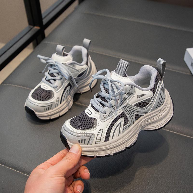 Модные кроссовки для девочек 2025 весна и осень новые детские сетчатые легкие спортивные туфли модные повседневные туфли для мальчиков тренд 32-37 yards whole box shot 48 pairs серый
Модные кроссовки для девочек 2025 весна и осень новые детские сетчатые легкие спортивные туфли модные повседневные туфли для мальчиков тренд 32-37 yards whole box shot 48 pairs серый