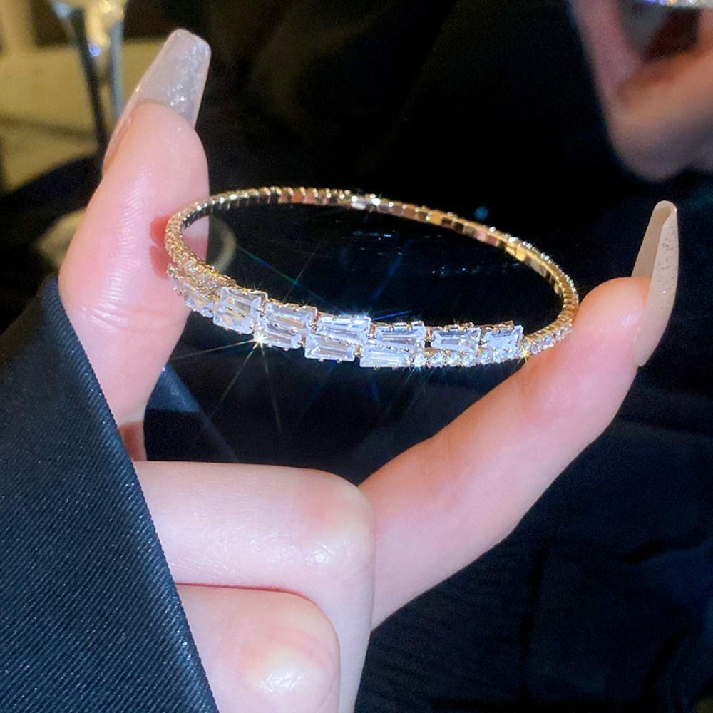 Couple Bangles Women Gift Cuff Bangles Simple Pulseras Women Bracelets Full Rhinestone Bracelet серебряный
Couple Bangles Women Gift Cuff Bangles Simple Pulseras Women Bracelets Full Rhinestone Bracelet серебряный