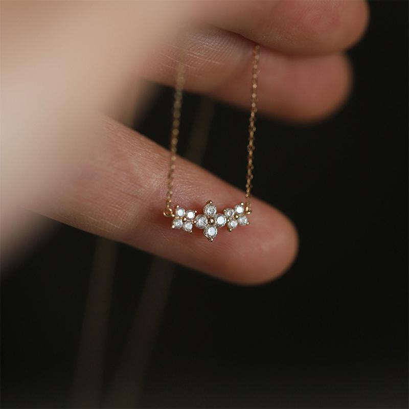 925 Silver Full Diamond Four Leaf Grass Collar Chain Pendant Necklace for Women Fashion Fine Jewelry Gifts 45cm золотой
925 Silver Full Diamond Four Leaf Grass Collar Chain Pendant Necklace for Women Fashion Fine Jewelry Gifts 45cm золотой