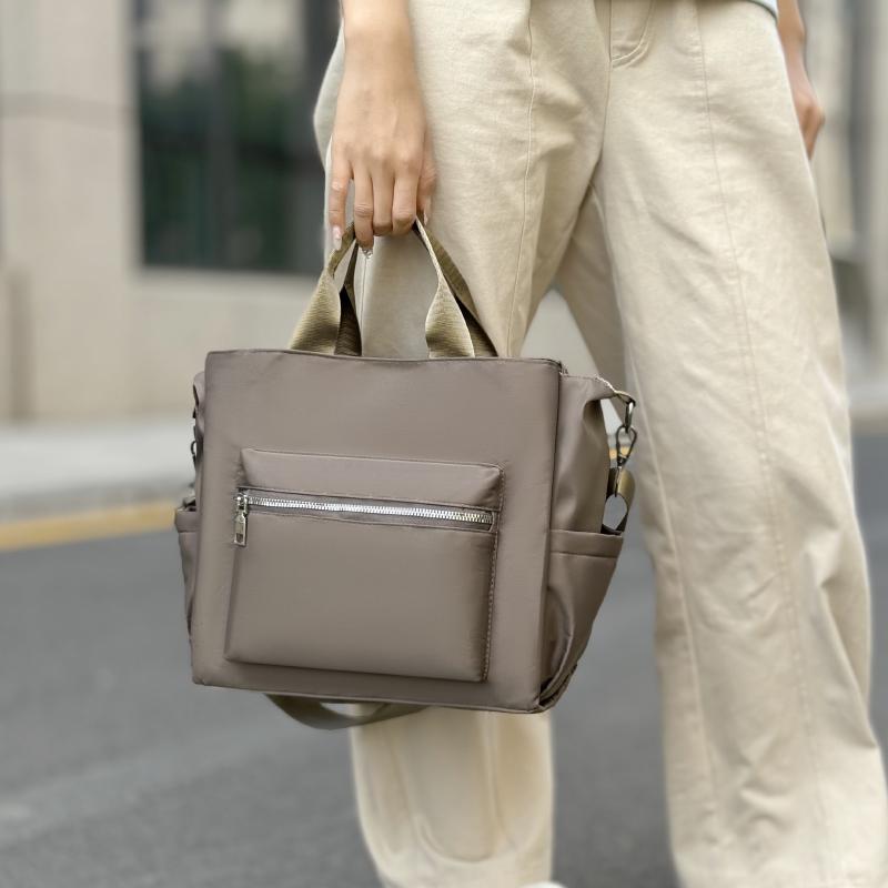 Women s Bag Large Capacity Solid Color Handbag Lightweight Shoulder Crossbody Bag чорний
Women s Bag Large Capacity Solid Color Handbag Lightweight Shoulder Crossbody Bag чорний