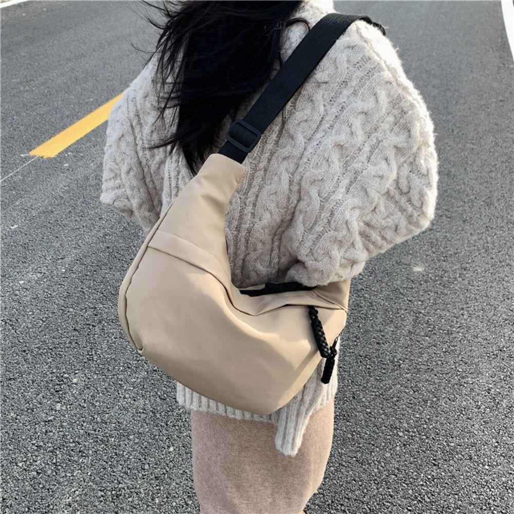 Canvas Oxford Dumpling Bags Handbag Large Capacity Sports Bag Trendy Single Shoulder Bags Girls чёрный
Canvas Oxford Dumpling Bags Handbag Large Capacity Sports Bag Trendy Single Shoulder Bags Girls чёрный
