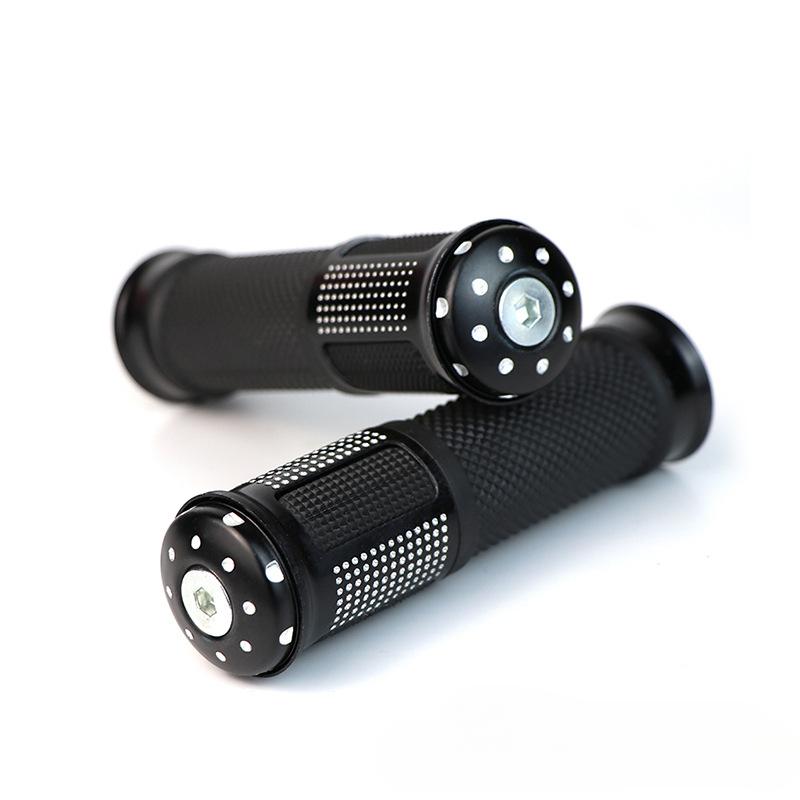 Motorcycle modified handlebar grips, scooter throttle grips, electric vehicle throttle handle decorations чёрный
Motorcycle modified handlebar grips, scooter throttle grips, electric vehicle throttle handle decorations чёрный