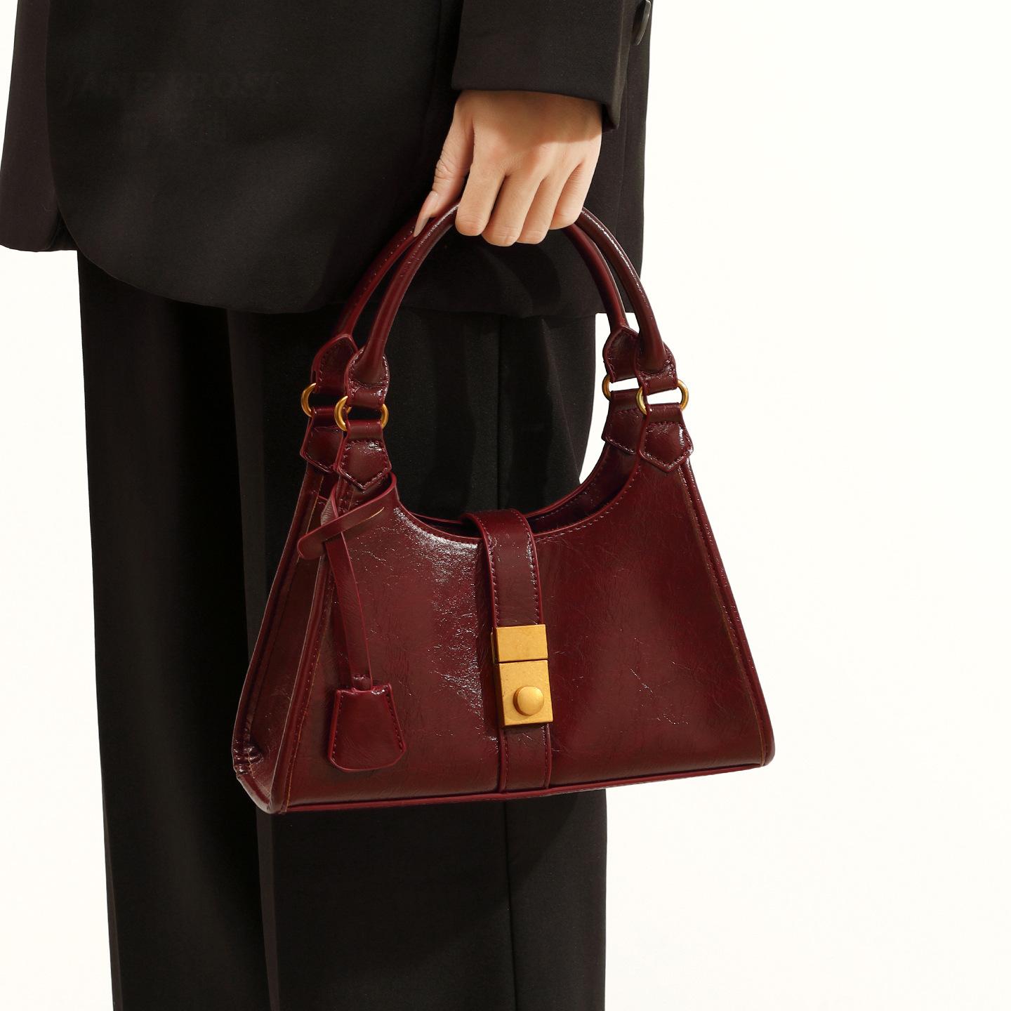 Fashion Tide 2025 Premium Retro Oil Wax Leather Bridal Wedding Bag Mother and Child Bag Daily Available Portable Underarm Bag бордовий
Fashion Tide 2025 Premium Retro Oil Wax Leather Bridal Wedding Bag Mother and Child Bag Daily Available Portable Underarm Bag бордовий