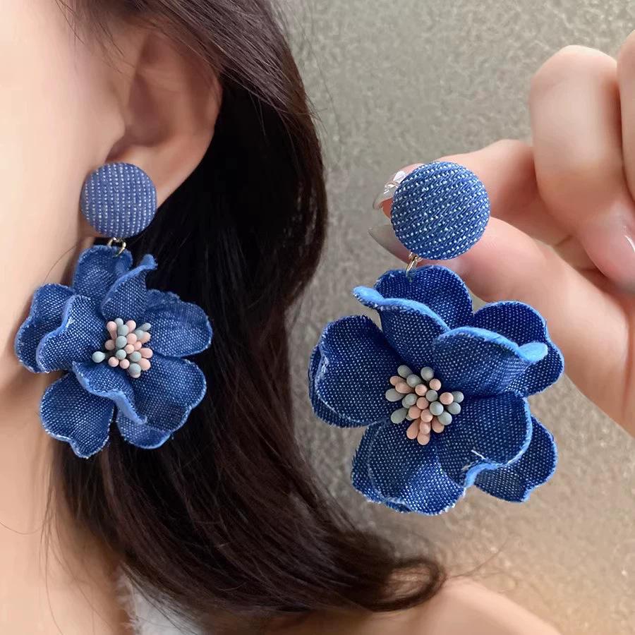 2025 High-End Silver Flower Earrings - Spring & Summer Collection for Women
2025 High-End Silver Flower Earrings - Spring & Summer Collection for Women