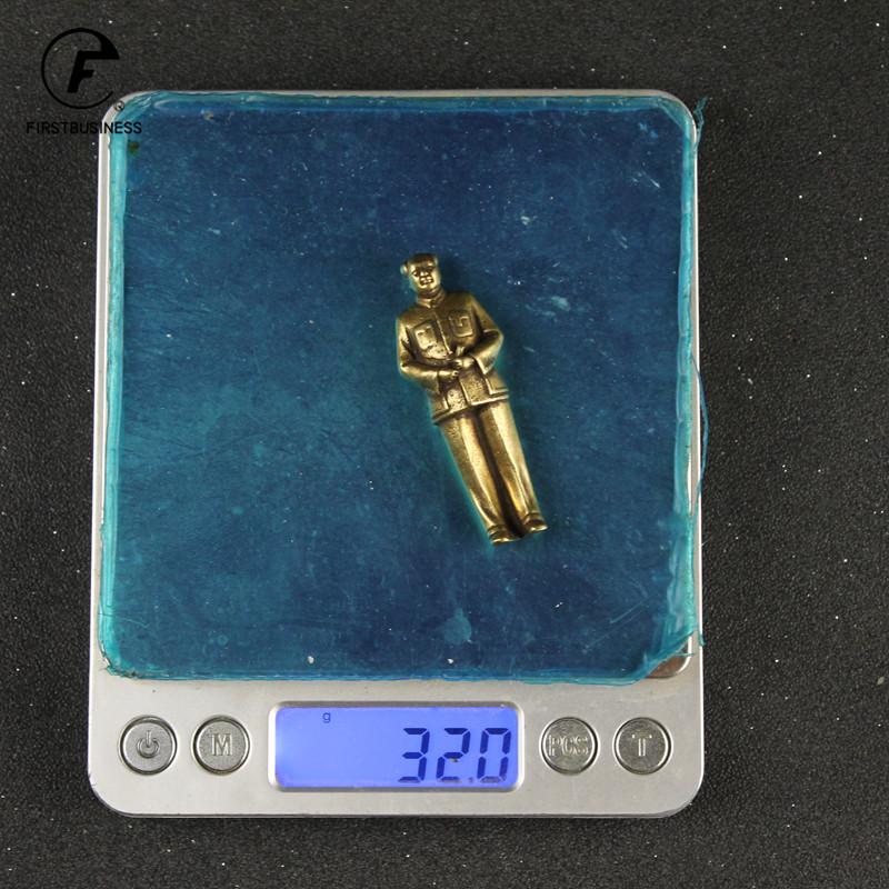 Pure Copper Crafts Chairman Red leader Mao Ze Dong Figurine Living Room Decor Car Ornaments Home Furnishings Decoration keychain
Pure Copper Crafts Chairman Red leader Mao Ze Dong Figurine Living Room Decor Car Ornaments Home Furnishings Decoration keychain