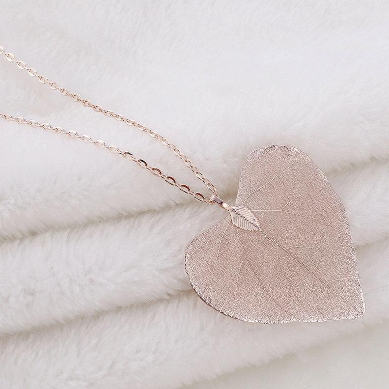 LOVBEAFAS Unique Style Natural Real Leaf Heart Pendant Necklace For Women Chain Long Zircon Valentine s Day Mother s Day Gift
LOVBEAFAS Unique Style Natural Real Leaf Heart Pendant Necklace For Women Chain Long Zircon Valentine s Day Mother s Day Gift
