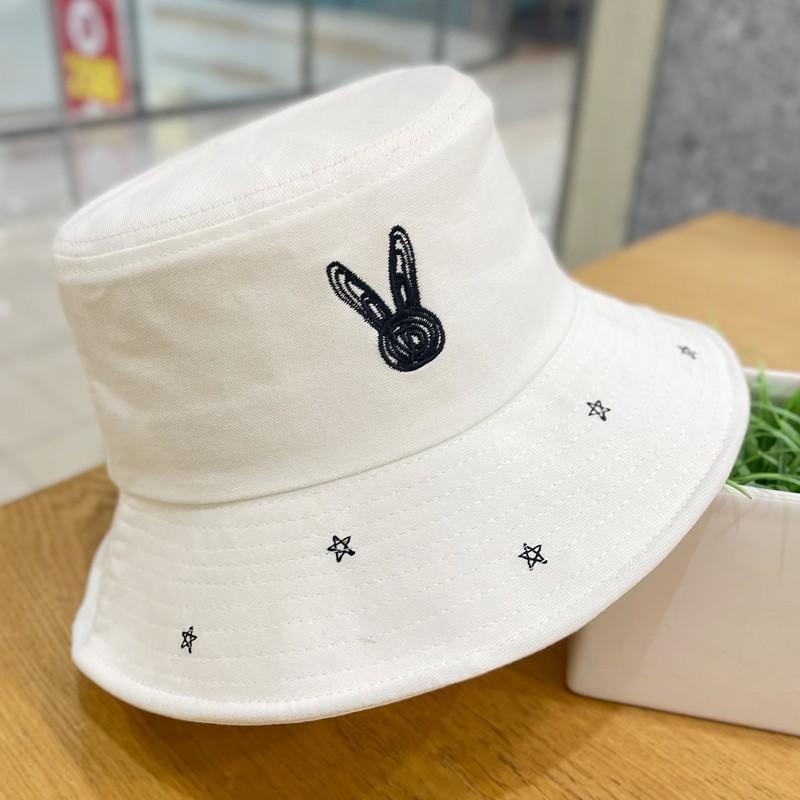 Lady Fisherman Cute Hat Star Rabbit Cute Embroidered Sunblock Hat Cartoon білий
Lady Fisherman Cute Hat Star Rabbit Cute Embroidered Sunblock Hat Cartoon білий