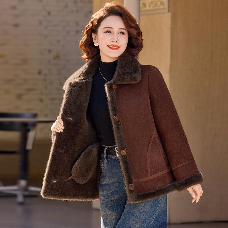 Mom s Velvet-Lined Winter Coat: Stylish Fur-Trimmed Jacket for Middle-Aged and Elderly Women XL (up to 52.5 kg) коричневый/красный
Mom s Velvet-Lined Winter Coat: Stylish Fur-Trimmed Jacket for Middle-Aged and Elderly Women XL (up to 52.5 kg) коричневый/красный