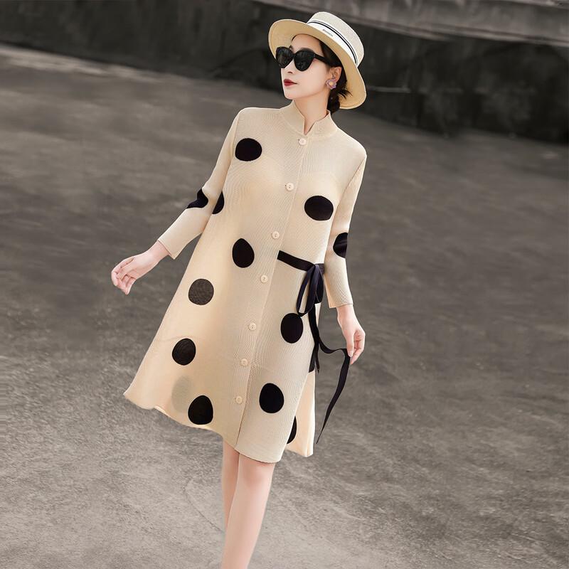 Lanshaer Elegant Polka Dot Stand Collar Tie-Waist Long Sleeve Dress One Size
Lanshaer Elegant Polka Dot Stand Collar Tie-Waist Long Sleeve Dress One Size