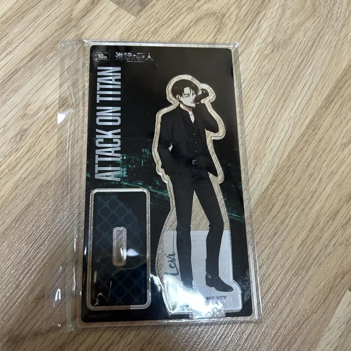 (rare/ Sealed) Attack On Titan, Attack On Titan, Levi Ackerman Karaoke Acrylic Goods
(rare/ Sealed) Attack On Titan, Attack On Titan, Levi Ackerman Karaoke Acrylic Goods