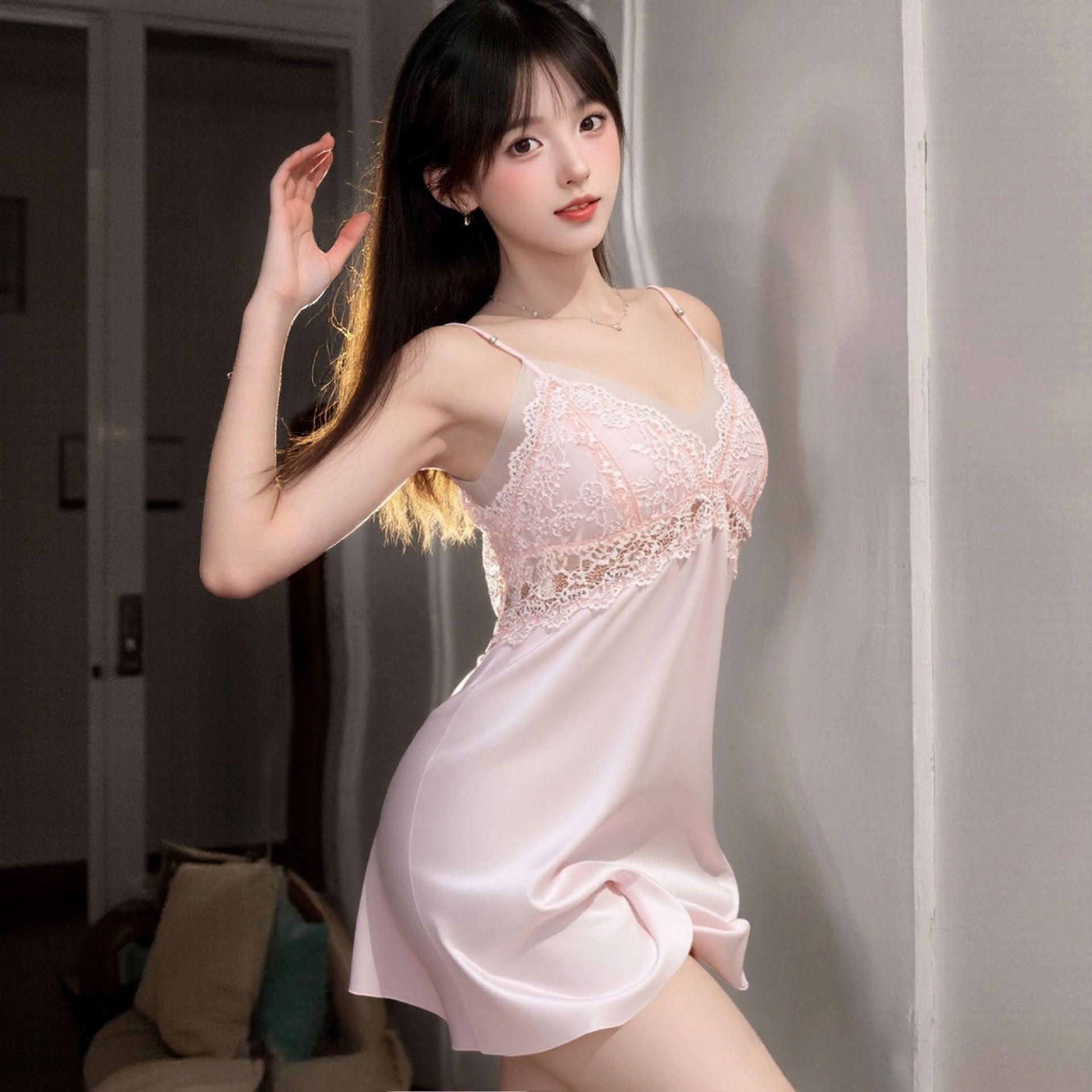 Sexy summer new sexy suspender ice silk medium and long dress erotic underwear seduction mood homewear set L+chest pad
Sexy summer new sexy suspender ice silk medium and long dress erotic underwear seduction mood homewear set L+chest pad