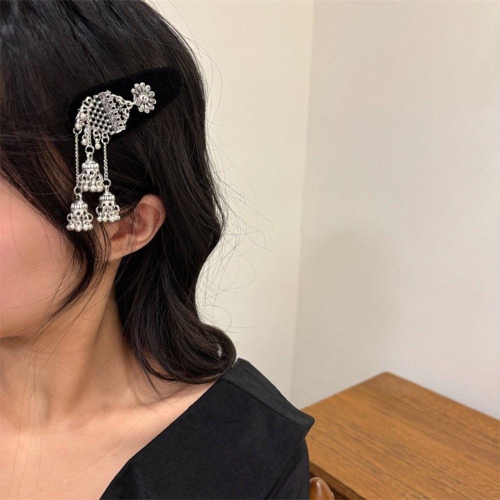 Pearl Ethnic Style Hairpin Vintage Chinese Style Side Clip Temperament Tassel Bell Hair Clip Party Style9
Pearl Ethnic Style Hairpin Vintage Chinese Style Side Clip Temperament Tassel Bell Hair Clip Party Style9