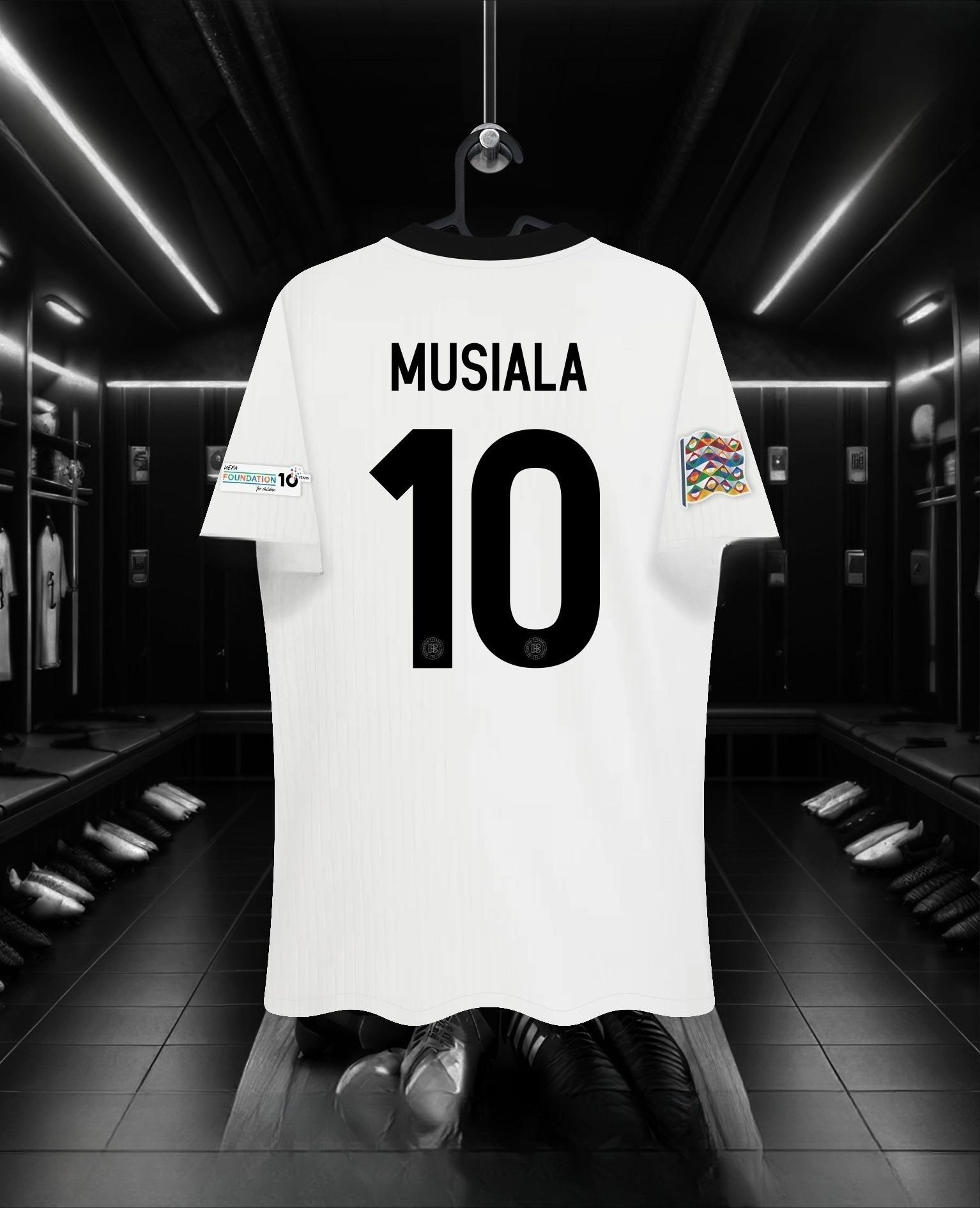 German National Team Jersey Home 125th Anniversary Football Training Jersey Printed Breathable Women s Short-sleeved T-shirt Top 4XL
German National Team Jersey Home 125th Anniversary Football Training Jersey Printed Breathable Women s Short-sleeved T-shirt Top 4XL