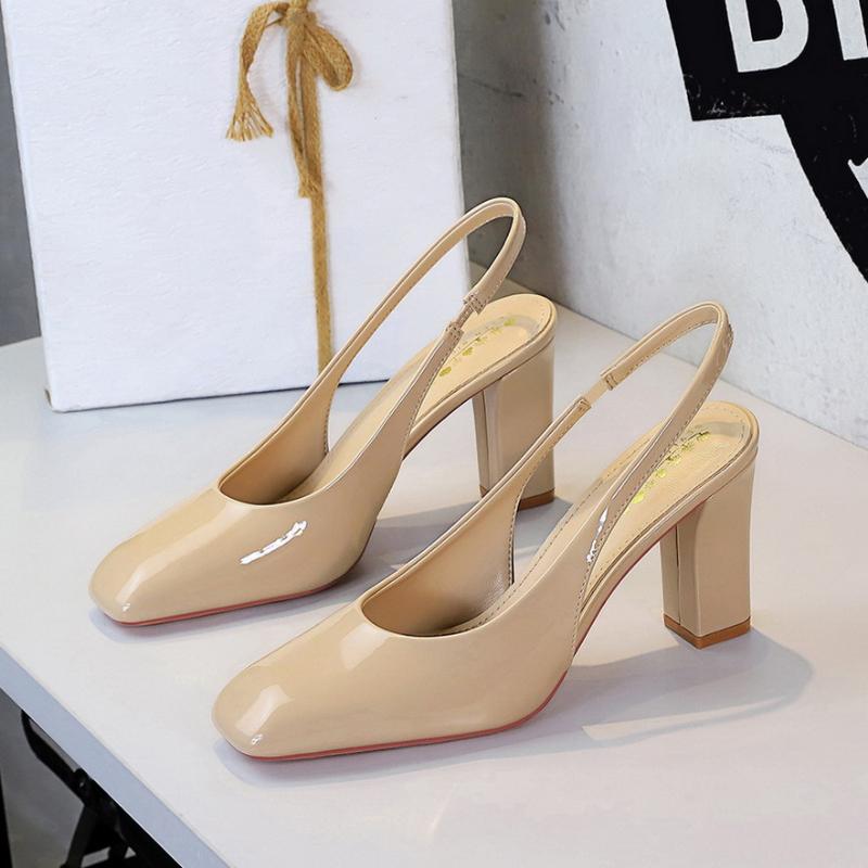 Banquet Fashion Patent Leather Square Toe Thick Heel Shallow Mouth Single Shoes With Versatile Back High Heels Women s Shoes 34
Banquet Fashion Patent Leather Square Toe Thick Heel Shallow Mouth Single Shoes With Versatile Back High Heels Women s Shoes 34