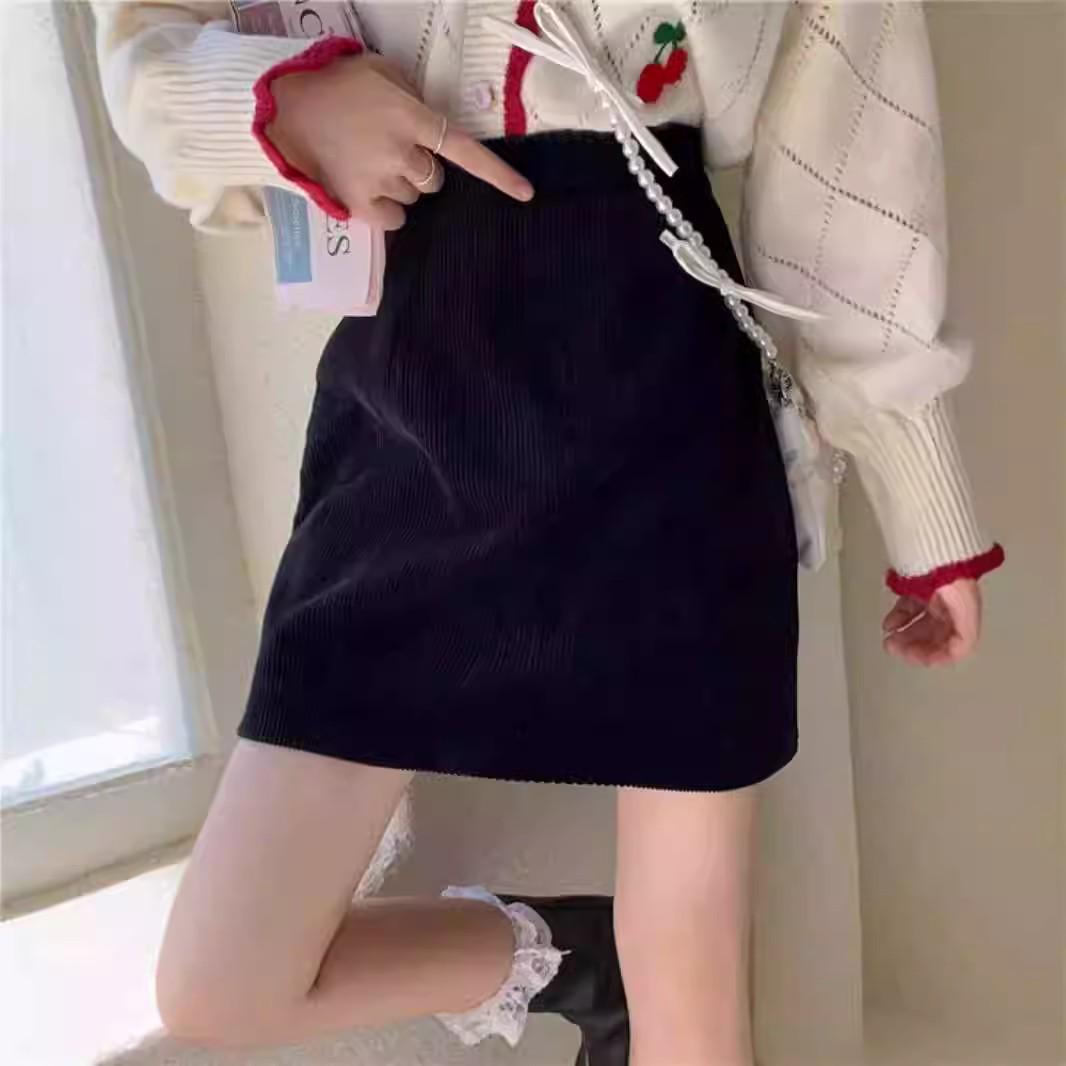 Corduroy A-Line Mini Skirt: Fall/Winter 2024, Cute Anti-Exposure, Slimming Bodycon for Petite Figures M (for 90-104 lbs)
Corduroy A-Line Mini Skirt: Fall/Winter 2024, Cute Anti-Exposure, Slimming Bodycon for Petite Figures M (for 90-104 lbs)