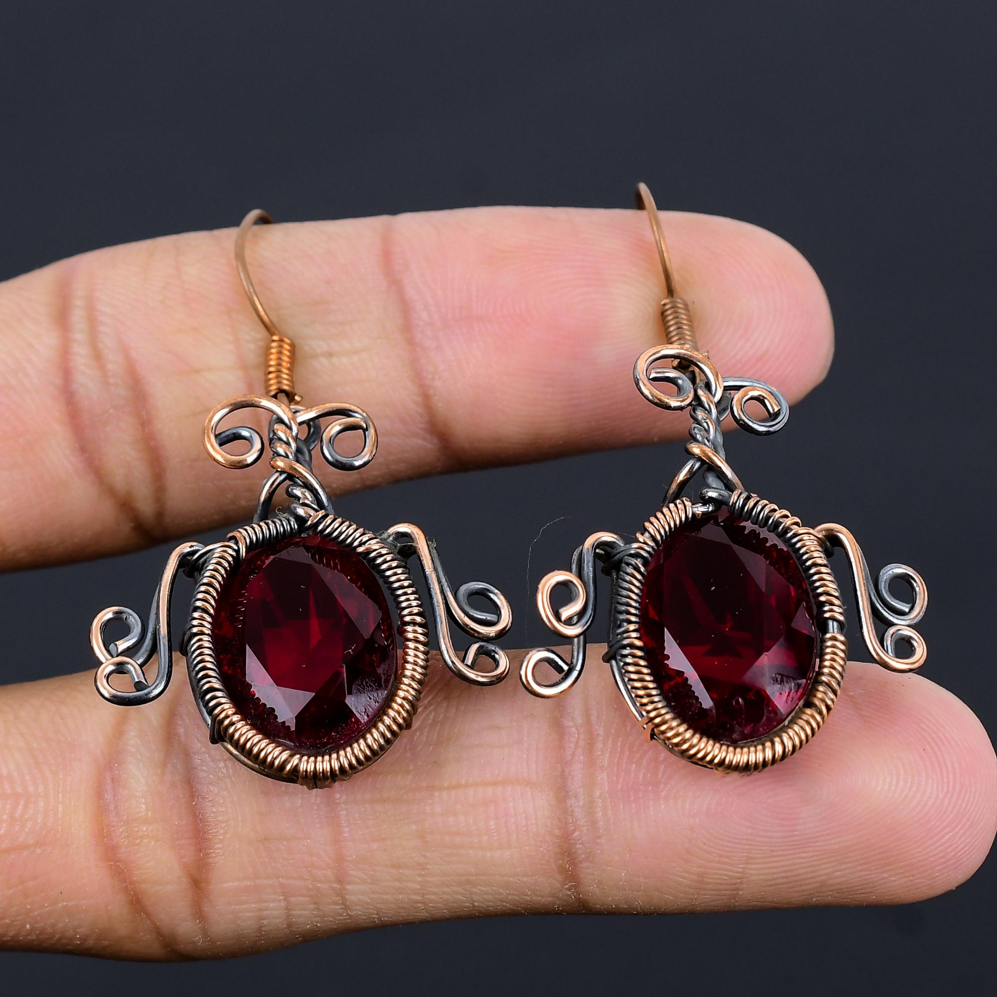 Украшения из граната, серьги, обернутые медной проволокой 999 пробы, серьги из драгоценных камней ручной работы на День памяти 2.53 Inches
Украшения из граната, серьги, обернутые медной проволокой 999 пробы, серьги из драгоценных камней ручной работы на День памяти 2.53 Inches