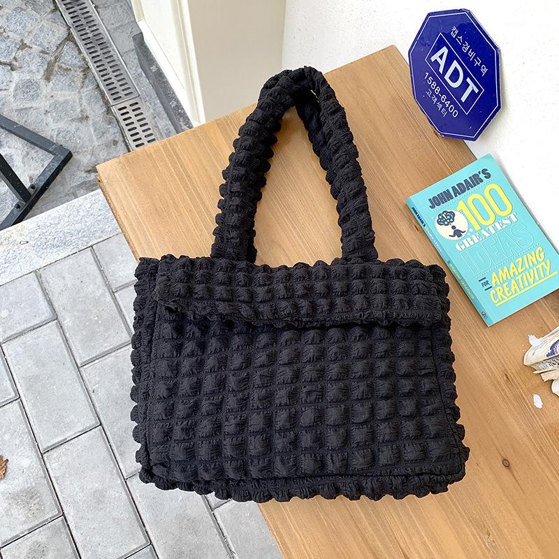 Large Capacity Quilted Shoulder Bags Solid Casual Cloud Bags Lightweight Commuter Women Handbags For Daily Shopping 28-6-37.5 cm чёрный
Large Capacity Quilted Shoulder Bags Solid Casual Cloud Bags Lightweight Commuter Women Handbags For Daily Shopping 28-6-37.5 cm чёрный