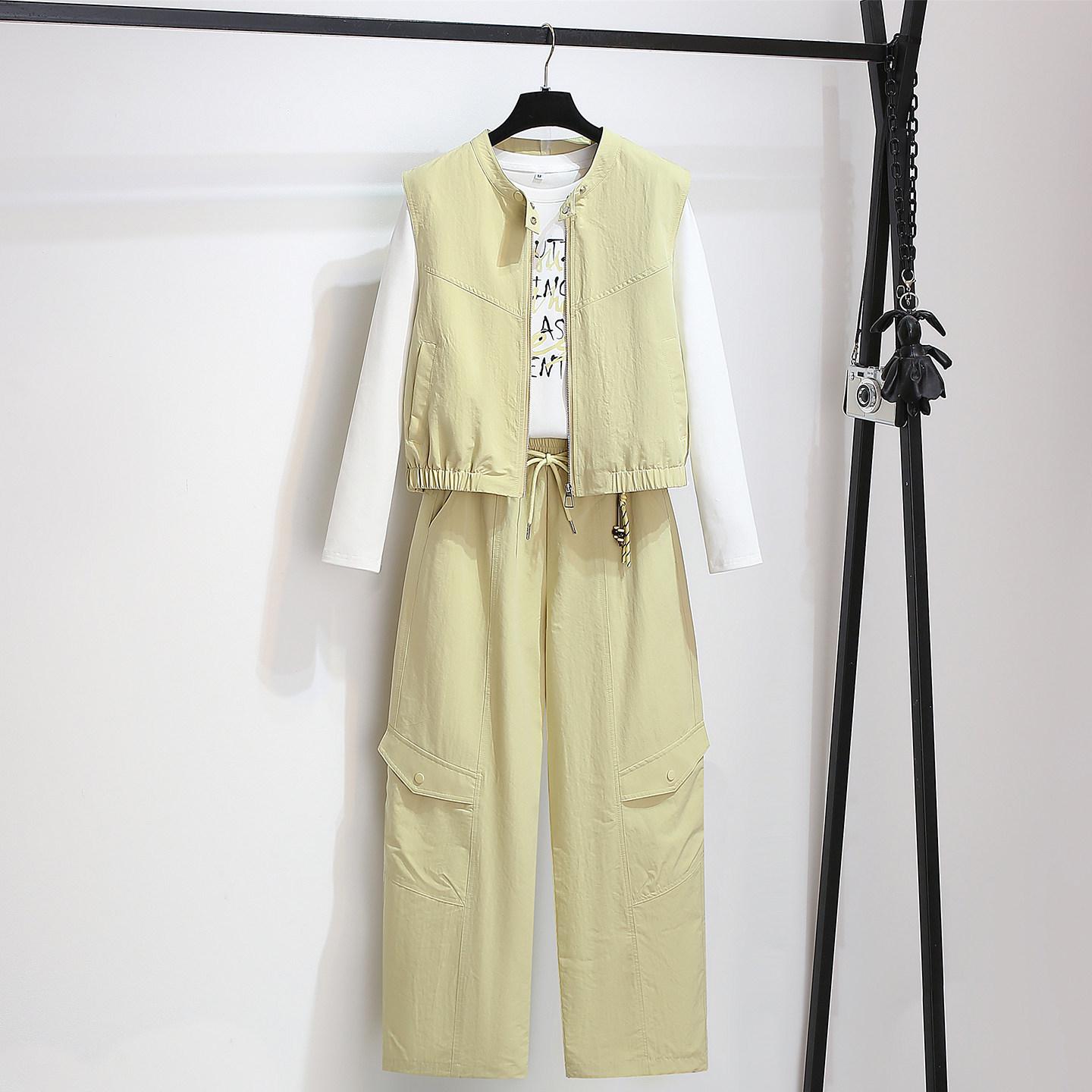 Women s Spring 2026 Chic Three-Piece Set: Workwear Vest, Long-Sleeve T-shirt, and Curved Leg Trousers XL жёлтый
Women s Spring 2026 Chic Three-Piece Set: Workwear Vest, Long-Sleeve T-shirt, and Curved Leg Trousers XL жёлтый