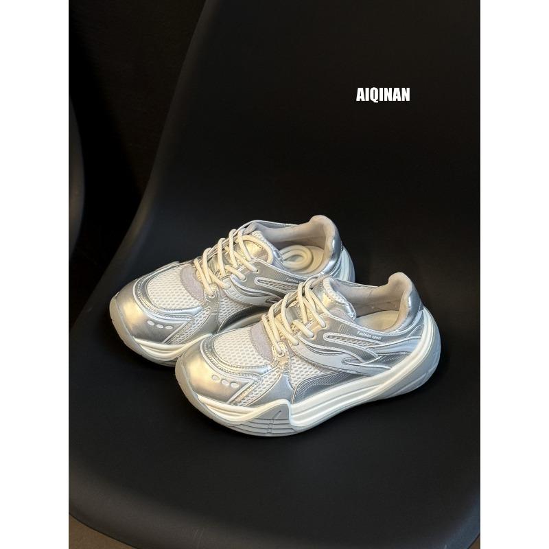 Summer new platform women s red fashion casual trendy shoes small sports dad shoes 40 срібний
Summer new platform women s red fashion casual trendy shoes small sports dad shoes 40 срібний