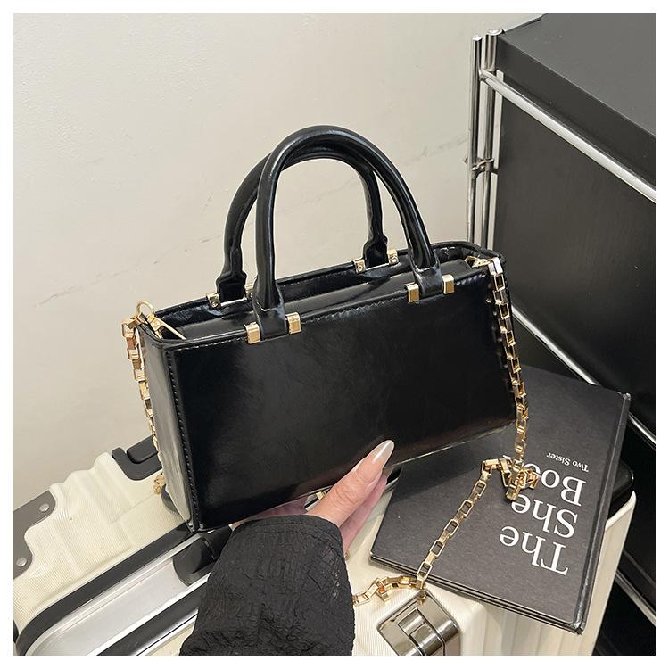 Spanish Women S Bag Crimson Square Bag Texture Premium Mini Shoulder Messenger Handbag чорний
Spanish Women S Bag Crimson Square Bag Texture Premium Mini Shoulder Messenger Handbag чорний