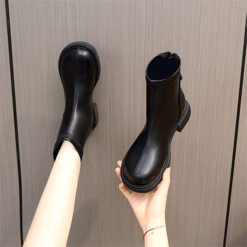 Elastic short boots soft leather temperament thin short boots women s boots spring and autumn single boots Martin boots women s shoes tide 40
Elastic short boots soft leather temperament thin short boots women s boots spring and autumn single boots Martin boots women s shoes tide 40