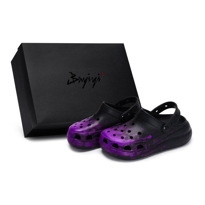 Crocs Classic clog 811 manufacturing Mystery Scene Special Shoe Box Fluid Ink Splash Feeling Hole Shoes Unisex Black and Purple 39-40
Crocs Classic clog 811 manufacturing Mystery Scene Special Shoe Box Fluid Ink Splash Feeling Hole Shoes Unisex Black and Purple 39-40