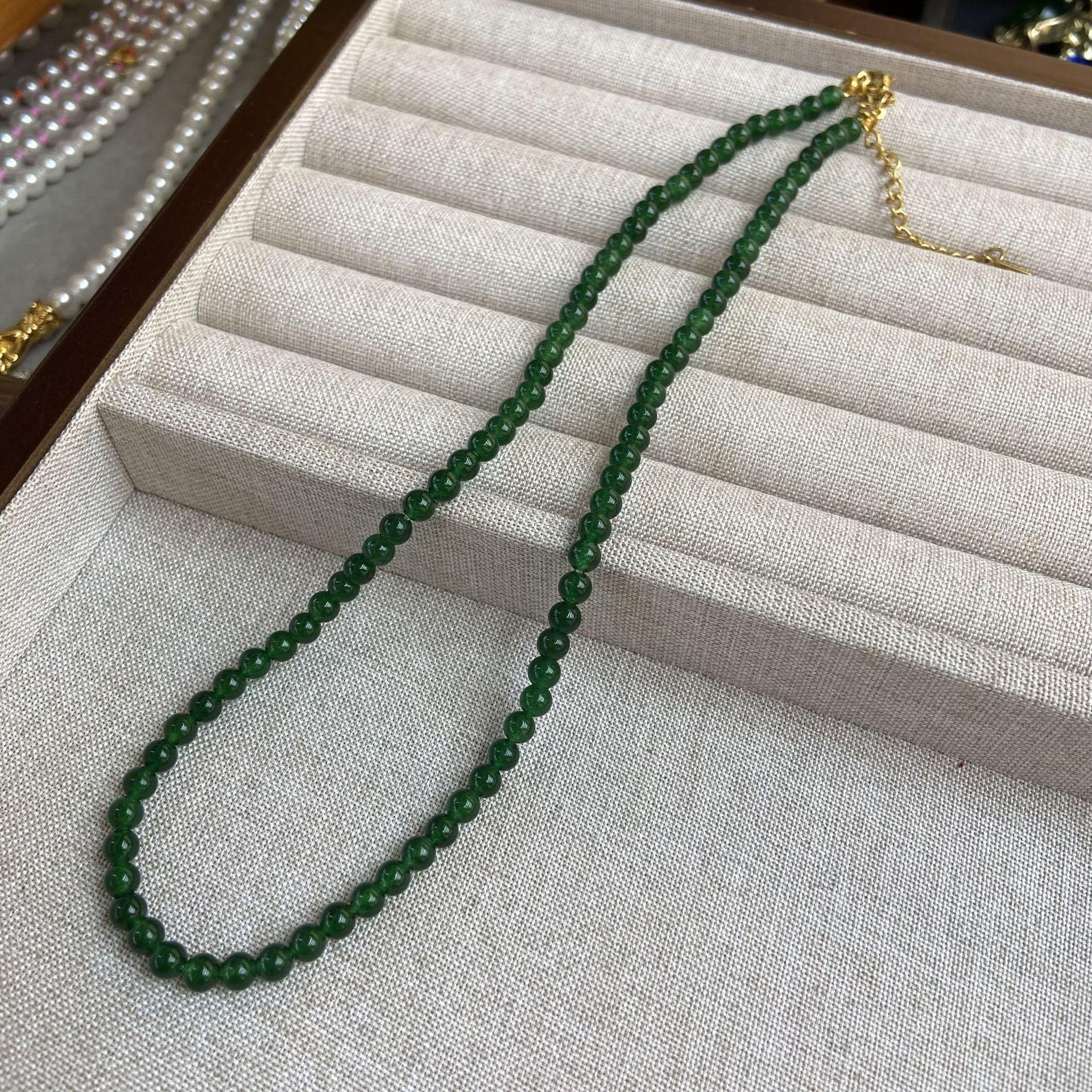 New Chinese Red-Green 4Mm Glazed Bead Necklace Female White Lobster Buckle Clavicle Chain Temperament Neck Chain
New Chinese Red-Green 4Mm Glazed Bead Necklace Female White Lobster Buckle Clavicle Chain Temperament Neck Chain