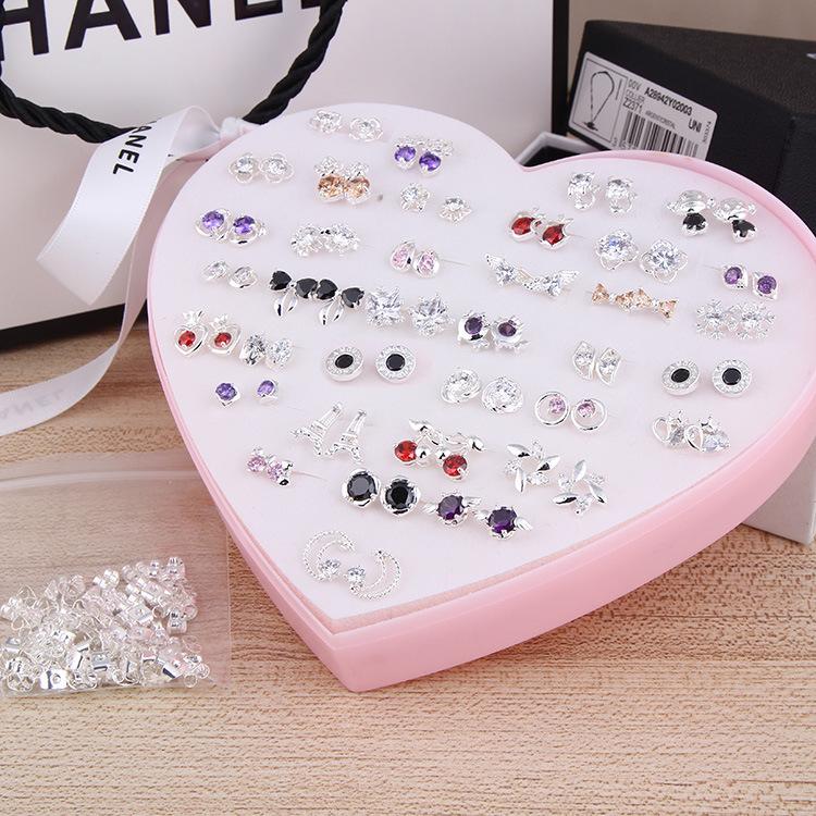 E2227 True Zircon Color Retention Stud Earrings 36 Pairs Of Boxed Stud Earrings Jewelry срібний
E2227 True Zircon Color Retention Stud Earrings 36 Pairs Of Boxed Stud Earrings Jewelry срібний