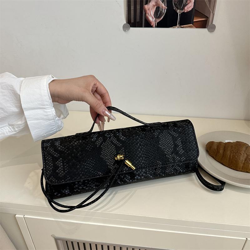 Премиальная вечерняя сумка через плечо с высокой индивидуальностью, женская, легкая, роскошный дизайн, для шоппинга, модная, повседневная сумка-мессенджер чёрный
Премиальная вечерняя сумка через плечо с высокой индивидуальностью, женская, легкая, роскошный дизайн, для шоппинга, модная, повседневная сумка-мессенджер чёрный