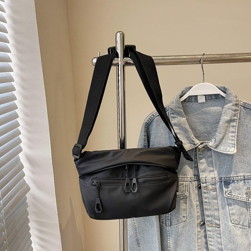 Сумка большой вместимости женская летняя универсальная новая сумка-мессенджер спортивный локомотивный стиль продвинутая сумка для поездок
Сумка большой вместимости женская летняя универсальная новая сумка-мессенджер спортивный локомотивный стиль продвинутая сумка для поездок